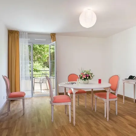 Medicis Les Petites Roches 3*