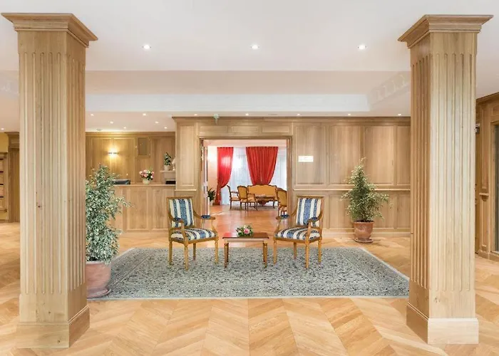 Médicis Les Petites Roches 3*