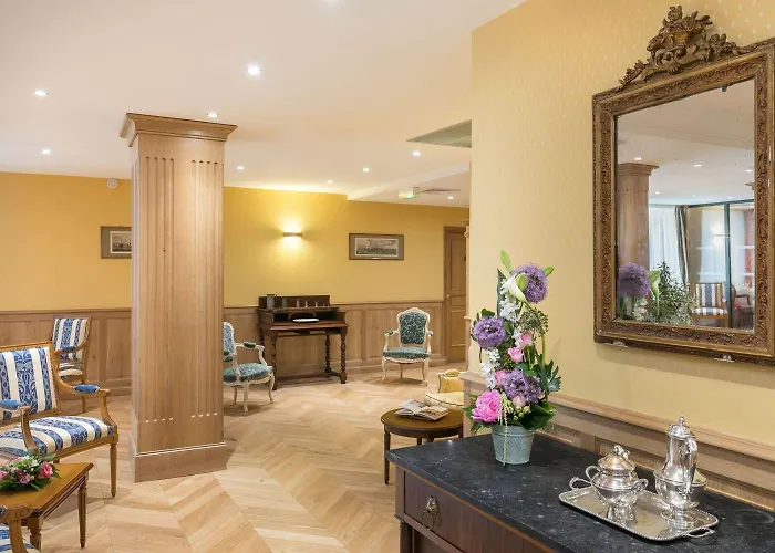 Medicis Les Petites Roches Lejlighedshotel Dijon