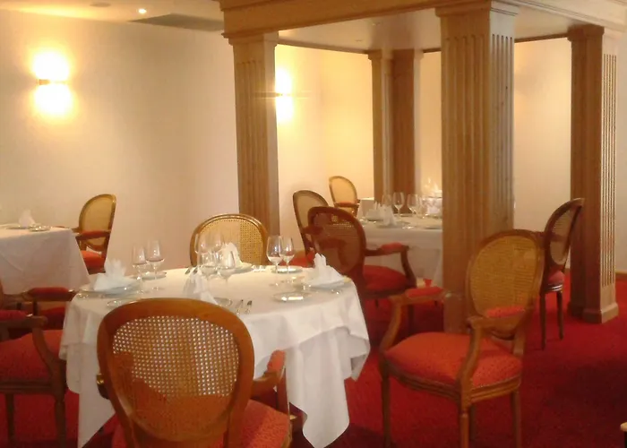 Appart hôtel Médicis Les Petites Roches 3*