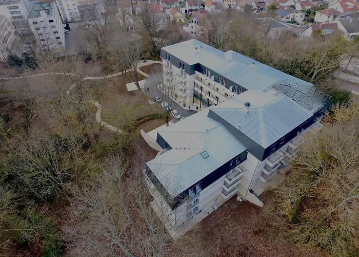 Médicis Les Petites Roches Dijon