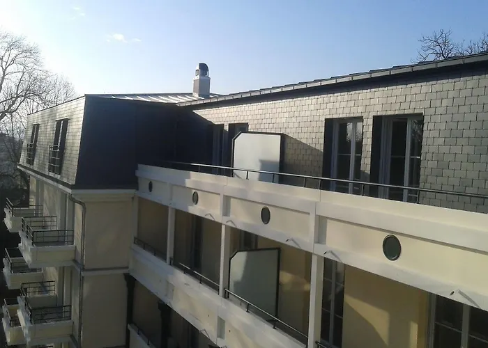 Medicis Les Petites Roches Lejlighedshotel 3*