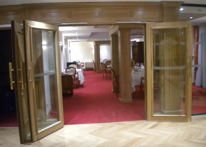 Médicis Les Petites Roches