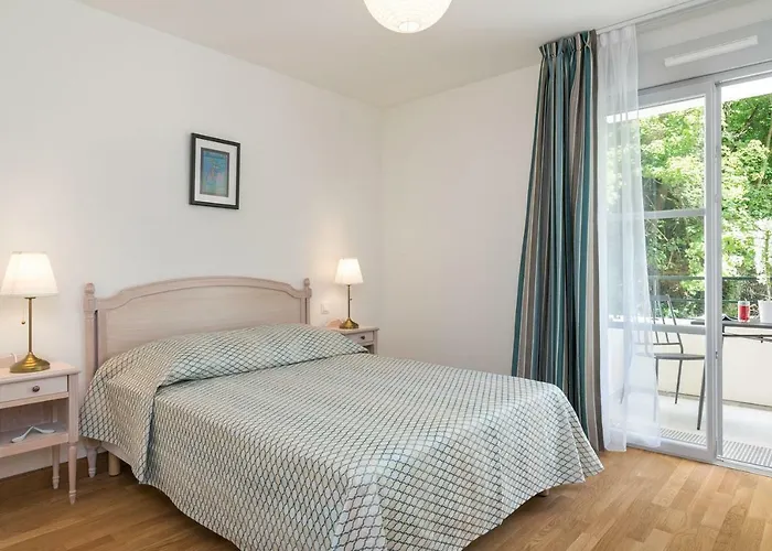 Medicis Les Petites Roches 3*